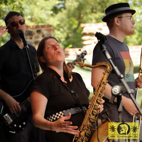 Les Calcatoggios (D) This Is Ska Festival - Wasserburg, Rosslau -24. Juni 2023 (7).JPG